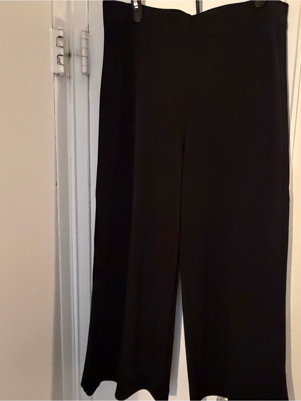 Jones - JNY from Macys Black Wide-Leg Women’s Pants, pull-on, ankle or petites
